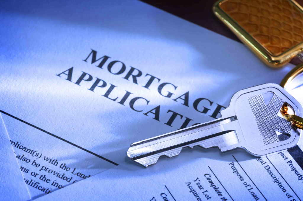 arranges loans between buyers and lenders