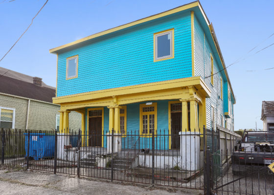 1610 Frenchmen Street